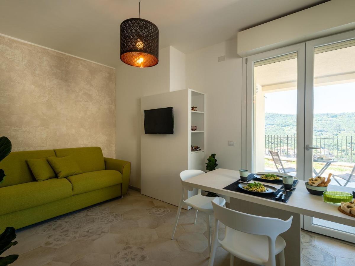 Villa Hanbury With Swimming Pool And Parking In 알라시오 외부 사진