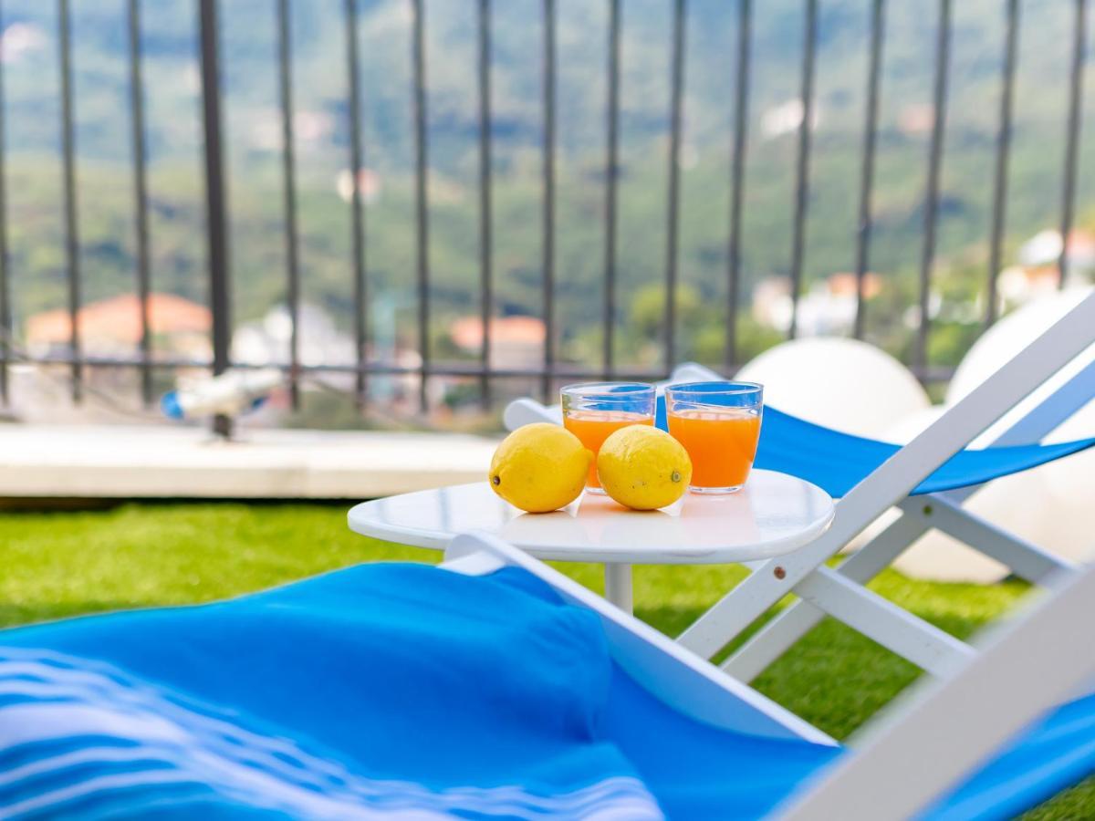 Villa Hanbury With Swimming Pool And Parking In 알라시오 외부 사진