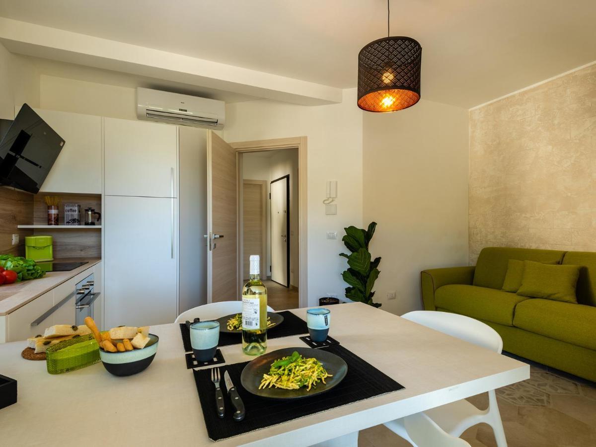 Villa Hanbury With Swimming Pool And Parking In 알라시오 외부 사진